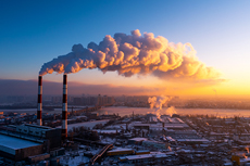 Refinery greenhouse gas reduction pathways