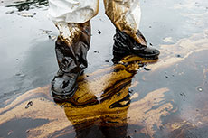 Game-changing oil absorbent sponge