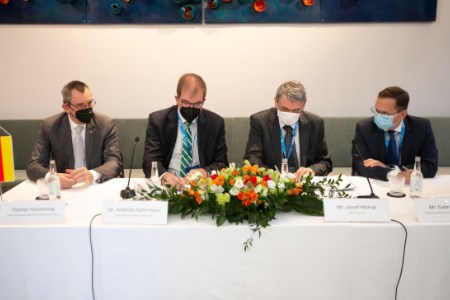 MOL and Linde Engineering digitalise steam cracker plant operations - Vimarsana News